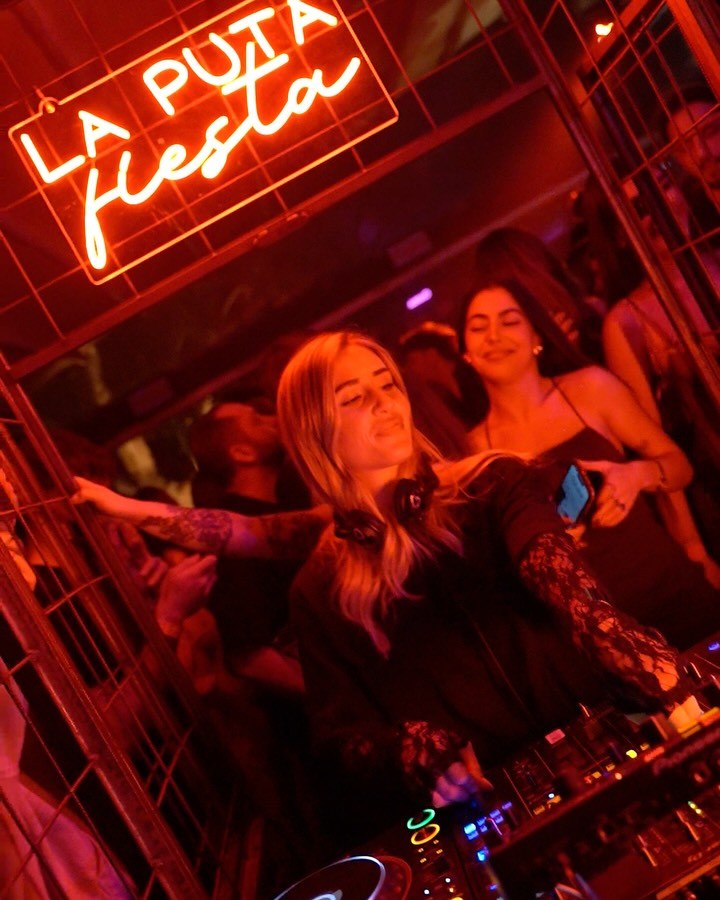 Redroom Club Last Date con Alexia Gallery 1